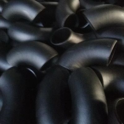 गुणवत्ता  6 Inch Ansi B16.9 Carbon Steel Pipe Fittings Seamless 90 Degree Long Radius Elbow कारखाना